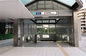 【西新宿駅の住みやすさ】治安や周辺環境、二人暮らし物件の間取り別家賃などもご紹介